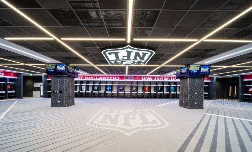 nfl-locker-room